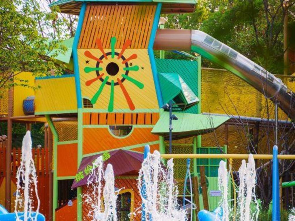 ニュー センチュリー グランド ホテル シュージョウ 徐州市 エクステリア 写真